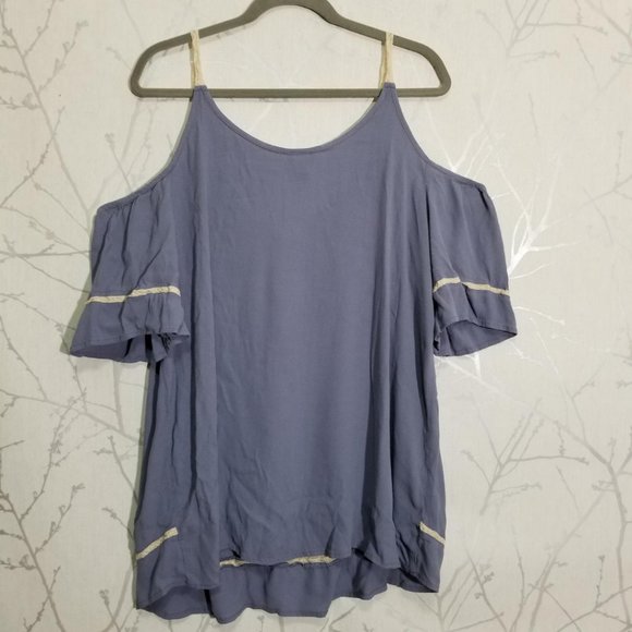 Torrid Blue Floral Embroidered Cold Shoulder Top - Picture 3 of 4